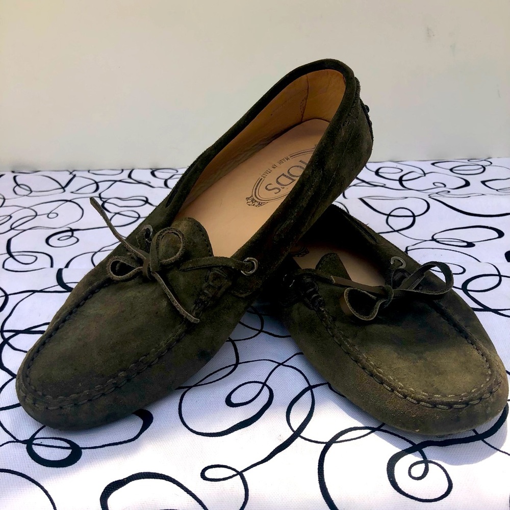 Tod’s Gommino olive green suede driving loafer. Originally $425.  EUC!